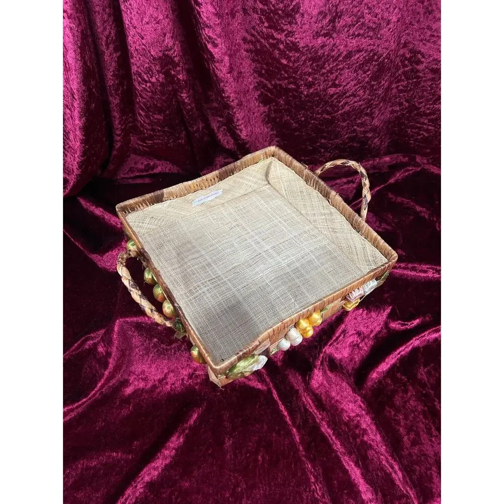 Vintage Raffia Serving Casserole Basket - Handwoven Fruit Basket Centerpiece
